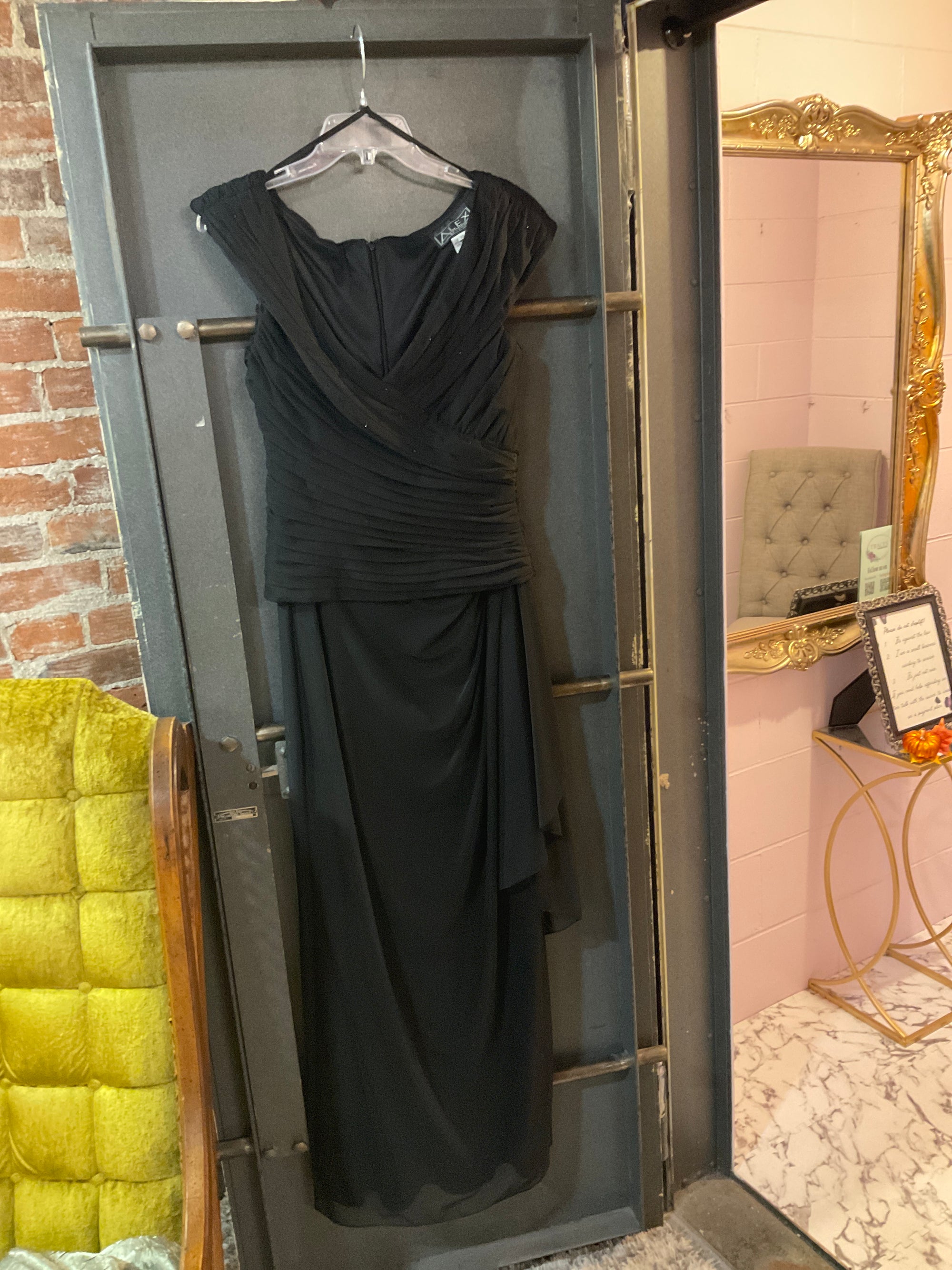 BLACK ALEX EVENINGS DRESS 10