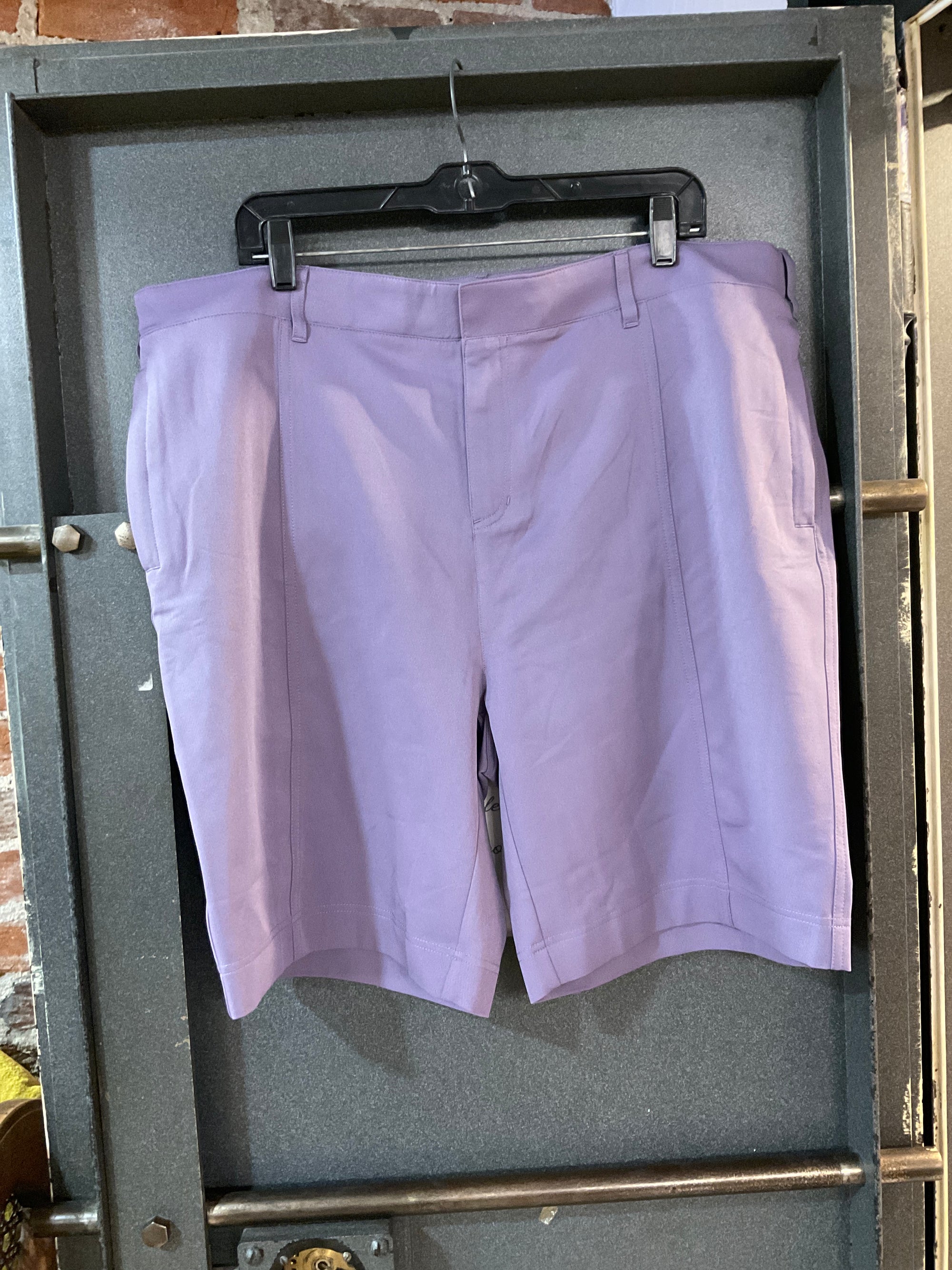 PURPLE 32 Degrees Cool SHORTS 16