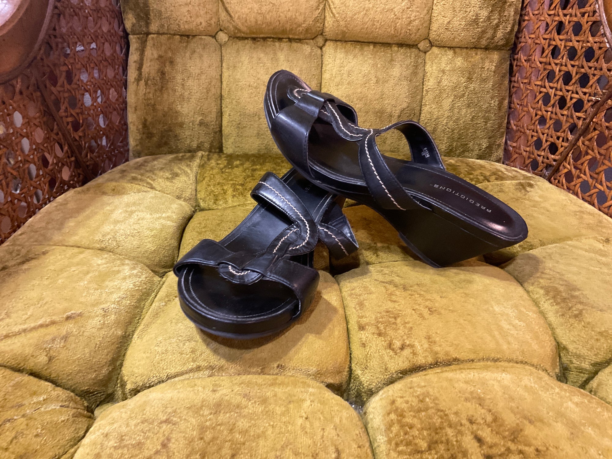 BLACK PREDICTIONS WEDGE SANDAL 8.5