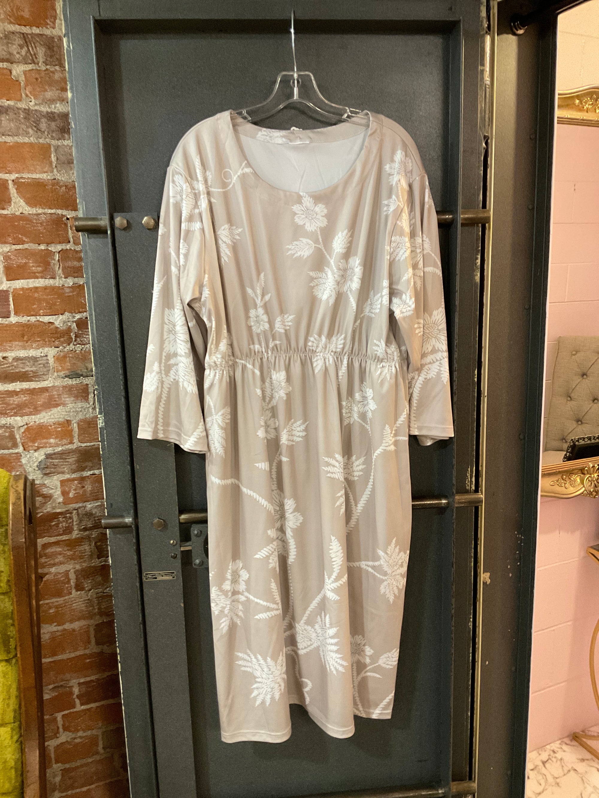 NEUTRAL FLORAL UNKNOWN DRESS 2XL
