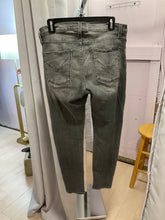 Load image into Gallery viewer, {{Client Code}} GREY HUDSON JEANS, 31
