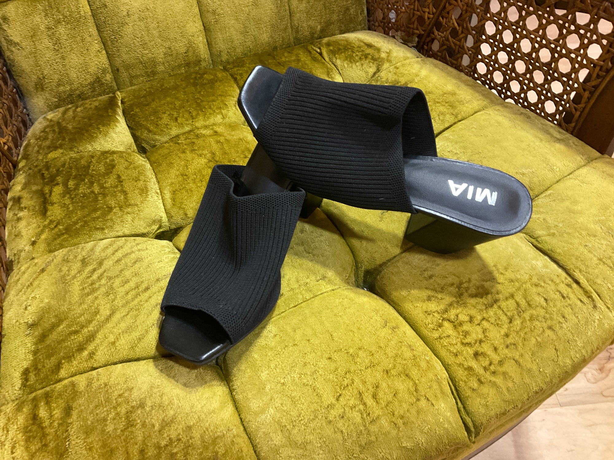 BLACK MIA Sandal 7.5