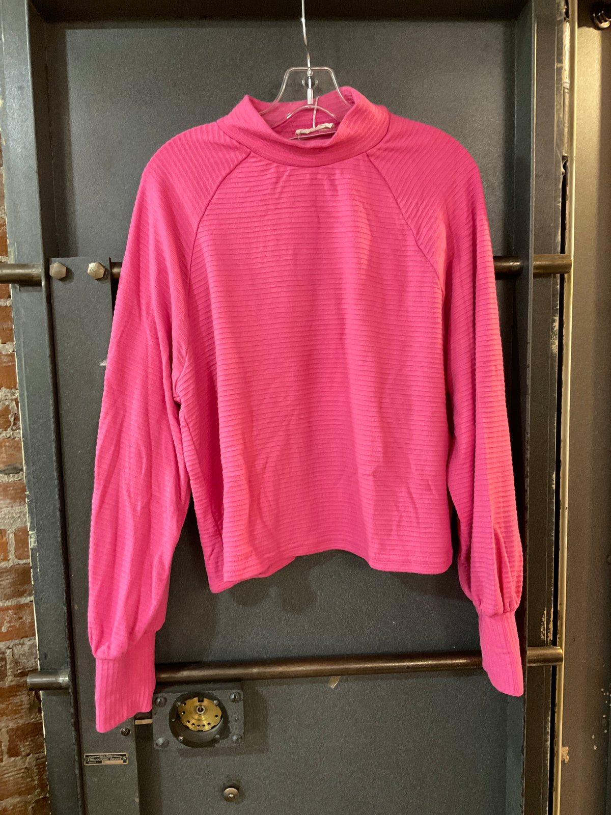 PINK NEW IN LONG SLEEVE SHIRT 18.00