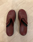 RED CLARKS SHOE 9