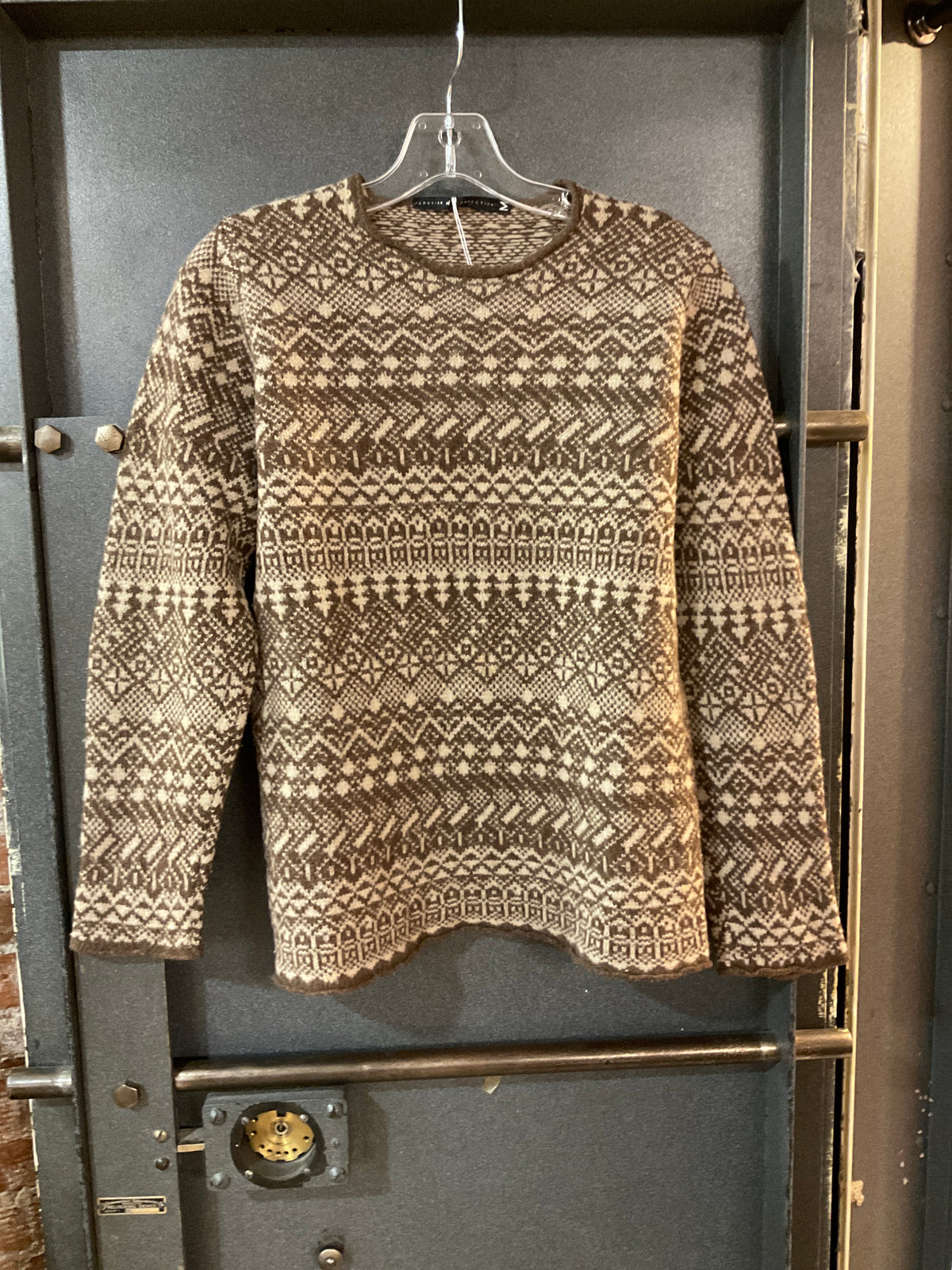 NEUTRAL PATTERN PERUVIAN CONNECTION SWEATER M