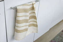 Load image into Gallery viewer, Sabahar hand towel
