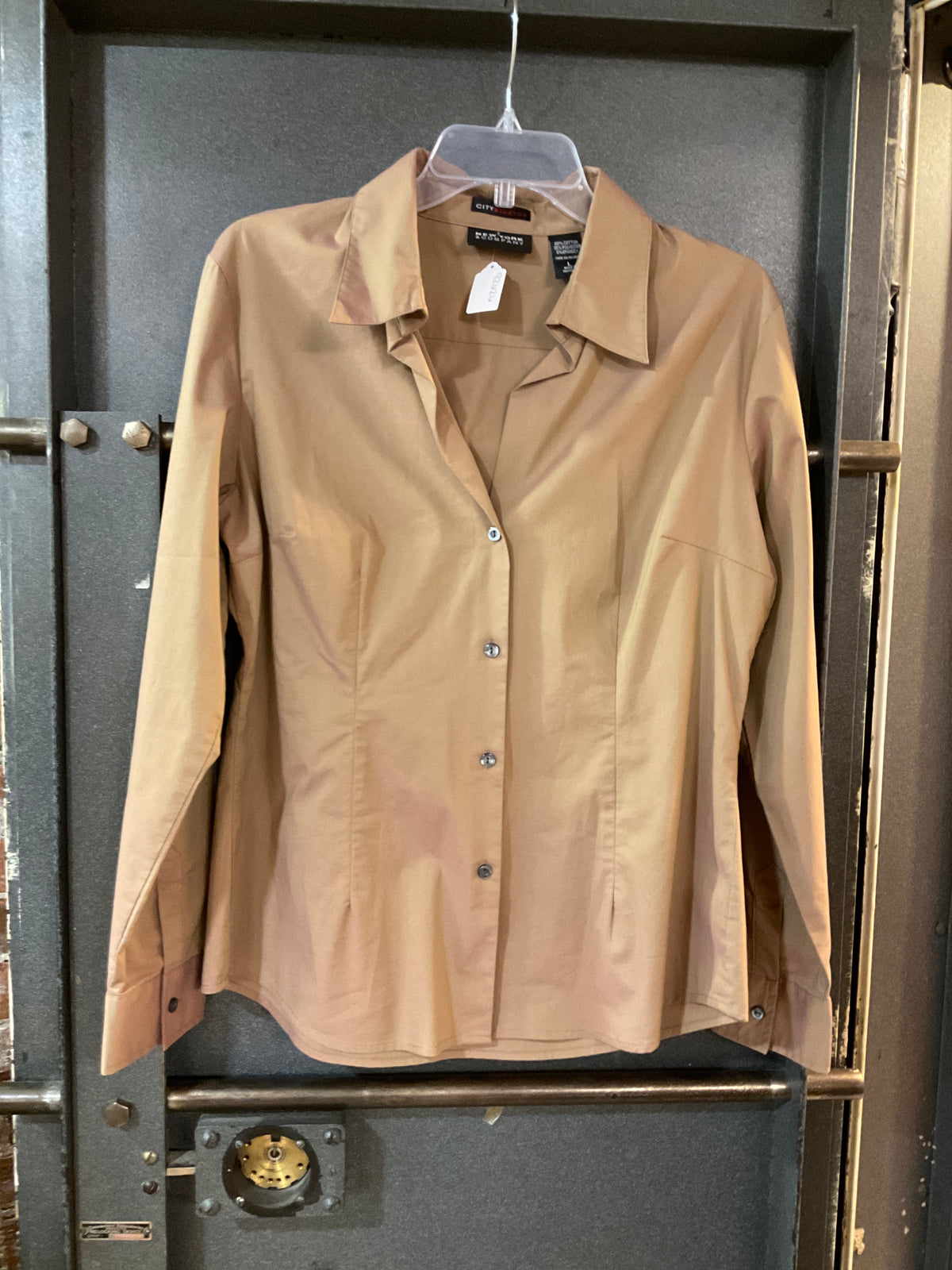 BROWN NEW YORK &amp; CO BUTTON DOWN LONG SLEEVE SHIRT L