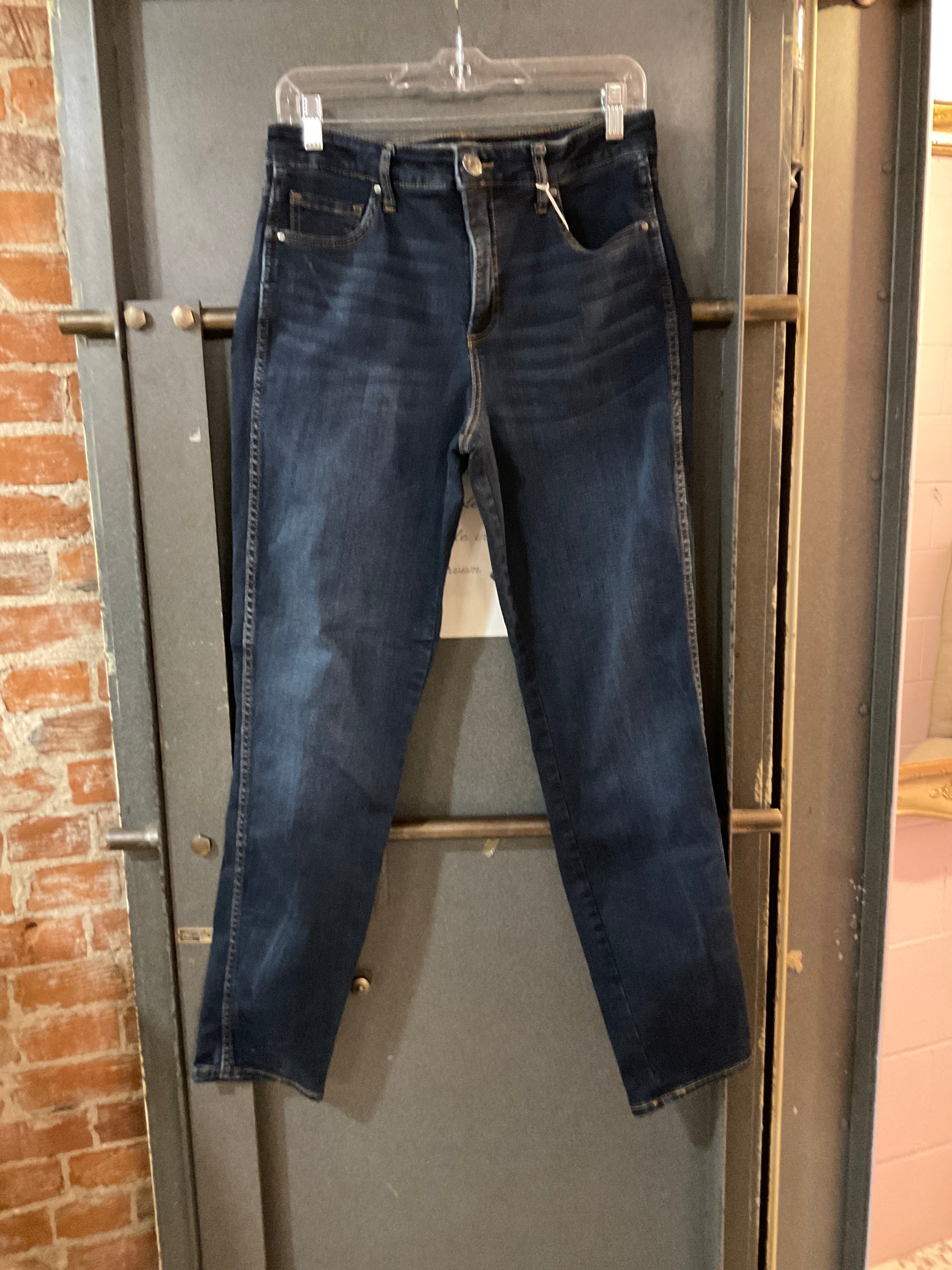 DARK KUT DENIM 10