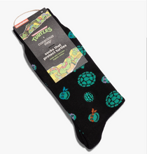 Load image into Gallery viewer, Conscious Step - Socks That Save Turtles
