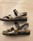 BRONZE NAOT SANDALS 41