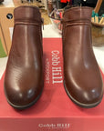 BROWN COBB HILL ANKLE BOOTS 6.5