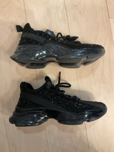 Load image into Gallery viewer, {{ClientCode}} BLACK STEVE MADDEN SPARKLY SNEAKERS, 7
