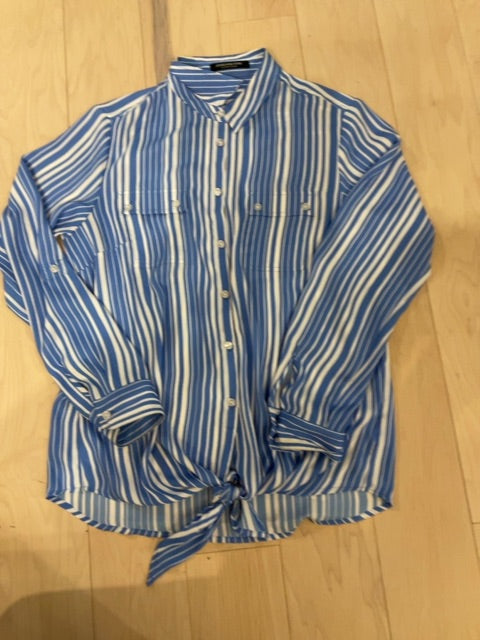 BLUE/WHITE STRIPE JONES NEW YORK BUTTON DOWN LONG SLEEVE M
