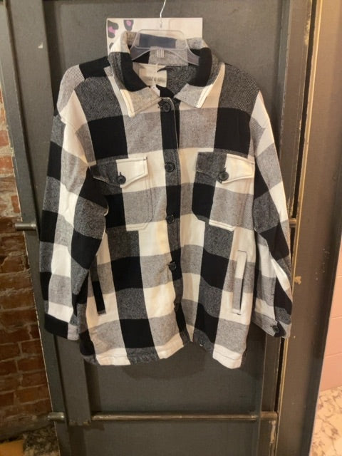 WHITE/BLACK PATTERN LUCKY BRAND BUFFALO PLAID OVERSIZED BUTTON UP JACKET L