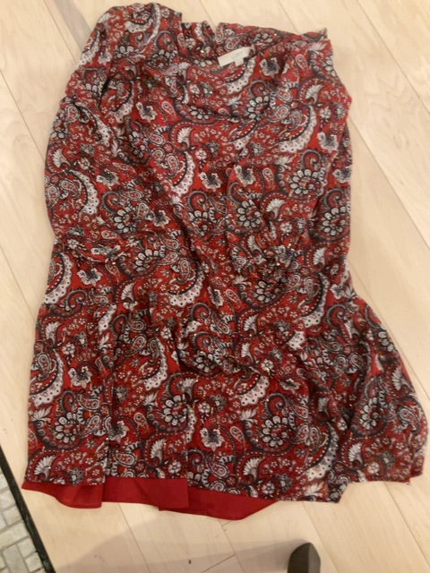 RED MULTI LOFT LONG SLEEVE DRESS M