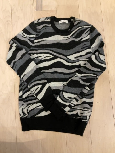 BLACK/GRAY EQUIPMENT ZIPPER SHOULDER SWEATER S