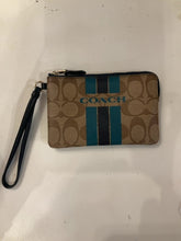 Load image into Gallery viewer, {{ClientCode}} BRN/TEAL COACH wristlet
