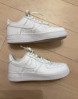 WHITE NIKE AIR FORCE 1 6