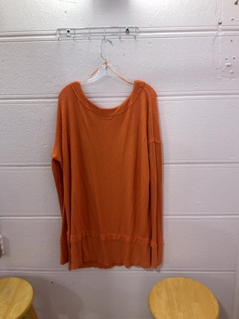 ORANGE WE THE FREE LONG SLEEVE SHIRT L