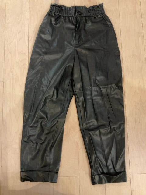 BLACK ZARA Faux leather PANTS S