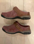 {{ClientCode}} RED/TAN THERAFIT CLOGS, 6.5