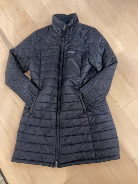 NAVY PATAGONIA COAT L