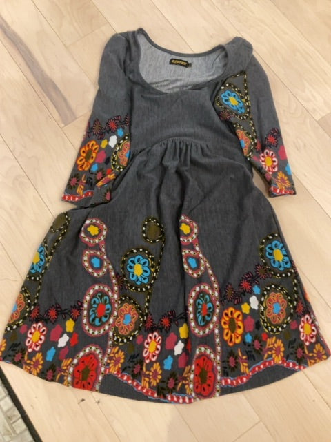 GREY FLORAL REBORN LONG SLEEVE DRESS L