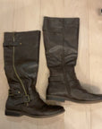 {{ClientCode}} BROWN RAMPAGE RIDING BOOTS, 9.5