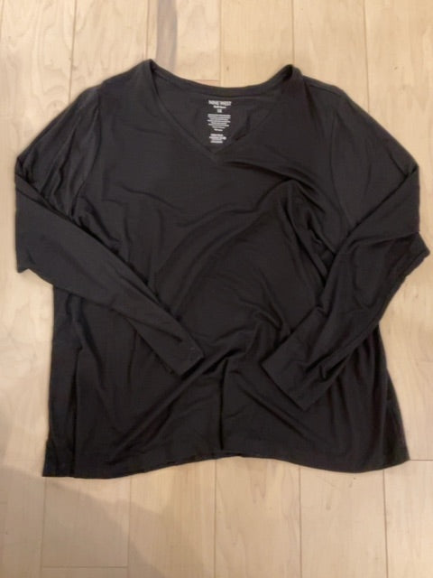 BLACK NINE WEST LONG SLEEVE TEE SHIRT 1X