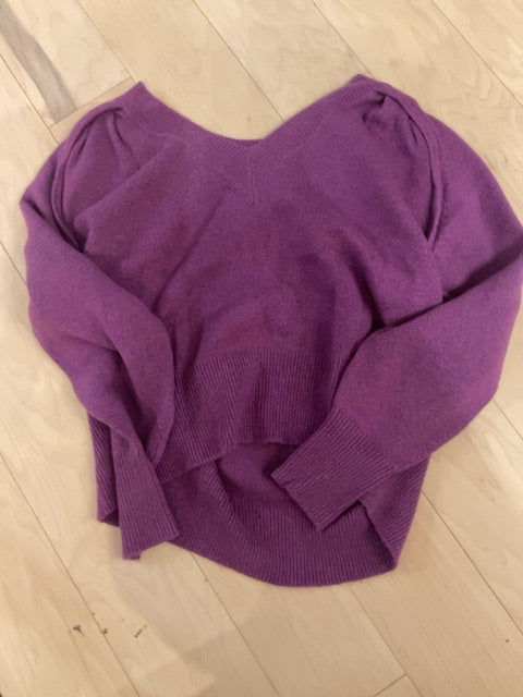 PURPLE CABI VNECK SWEATER S