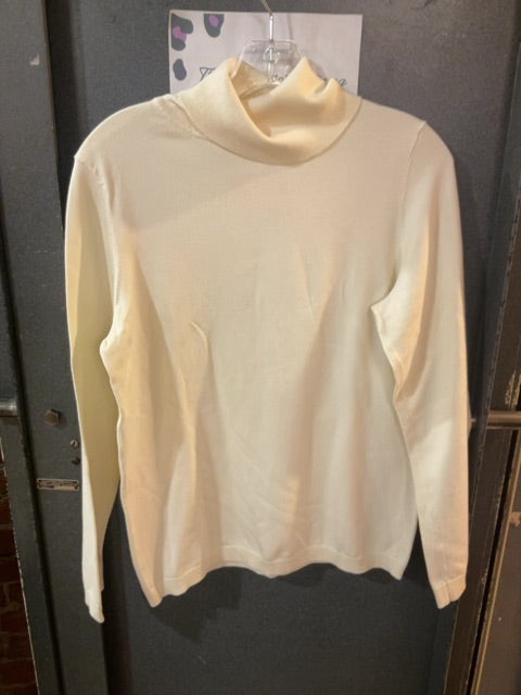 CREAM TALBOTS TURTELNECK LONG SLEEVE SHIRT M