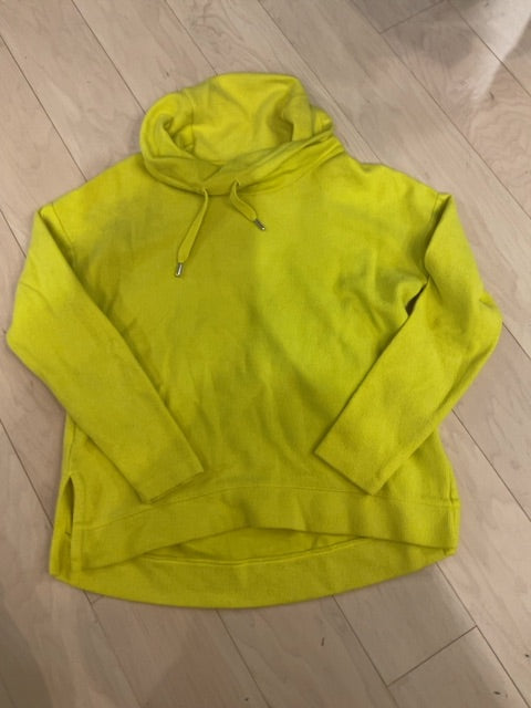 Chartreuse BANANA REPUBLIC FUNNELNECK SWEATER XS