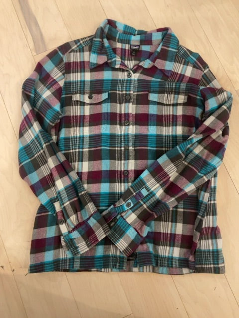 TEAL PLAID PATAGONIA Flannel button down shirt 14