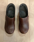 {{ClientCode}} BROWN DANSKO SHOE, 40